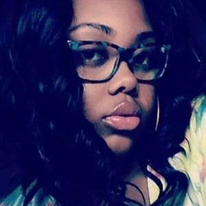 Meet your Posher, Kaylyn